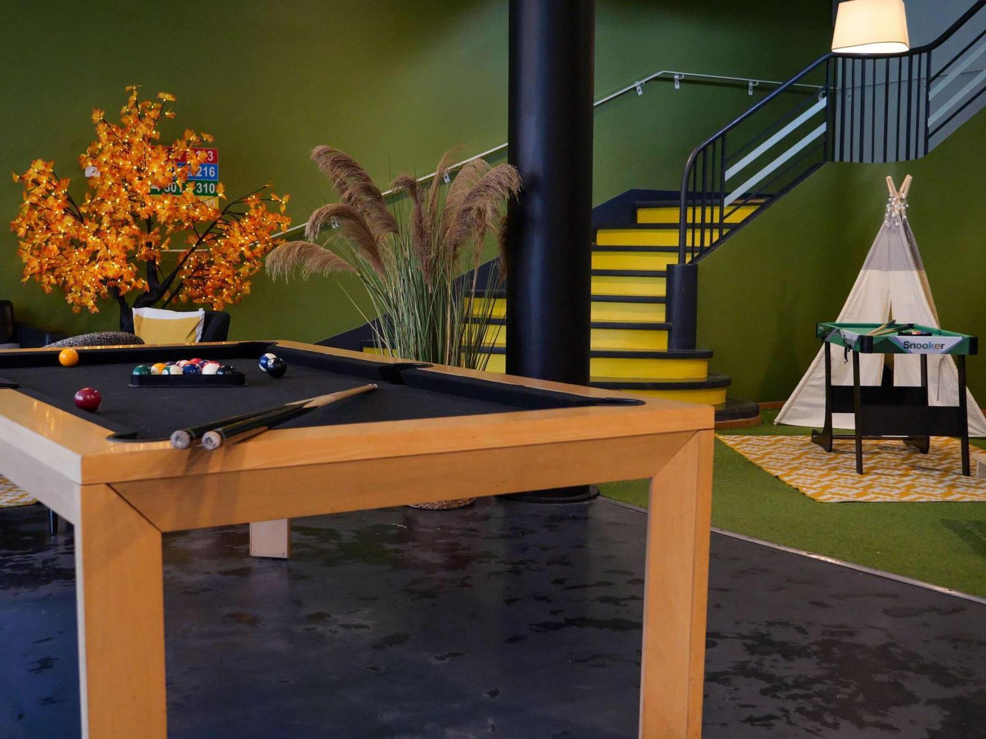 Ibis Styles Calais Centre Hotell Exteriör bild